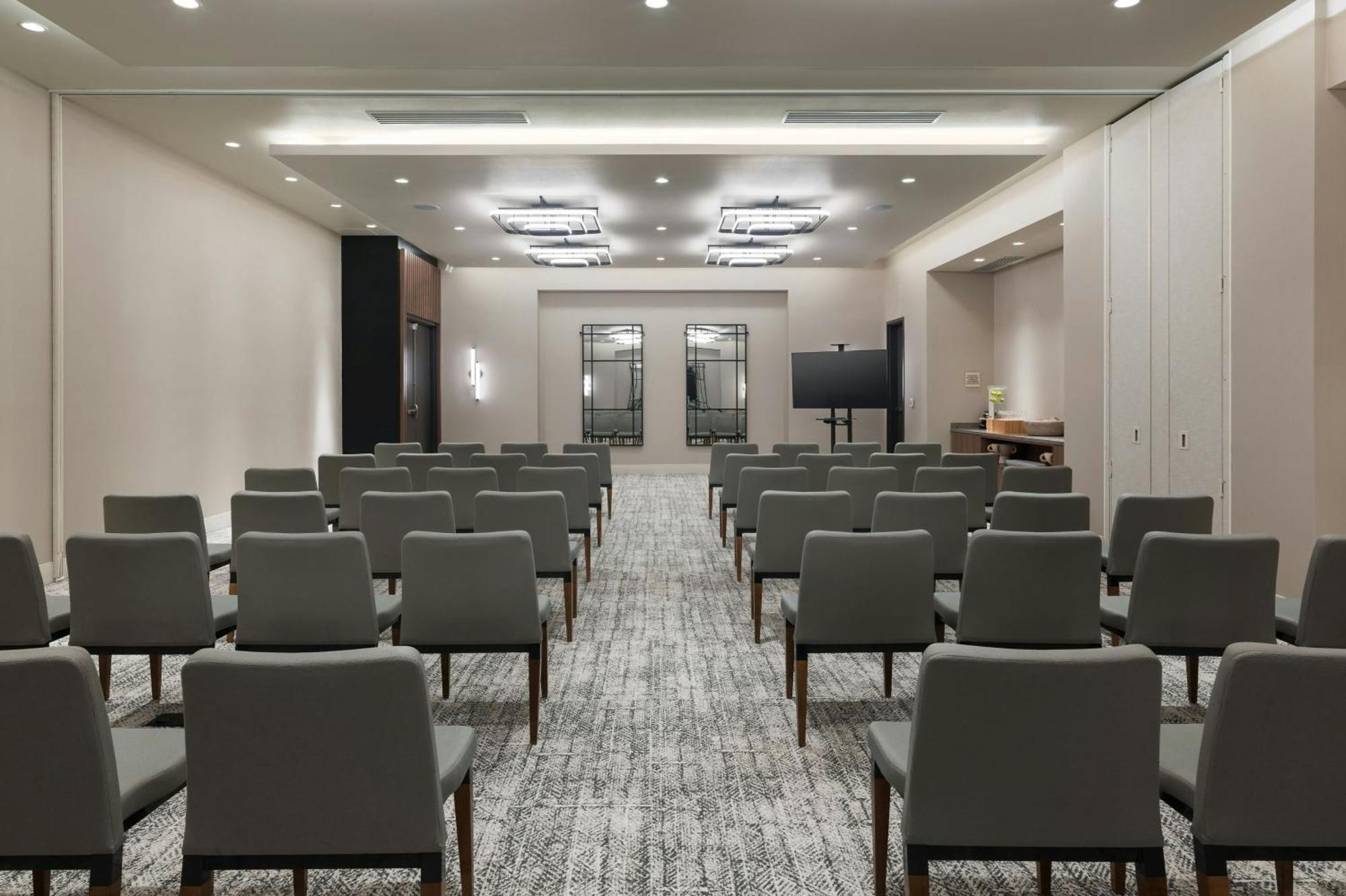 Element Reno Experience District Hotel Luaran gambar